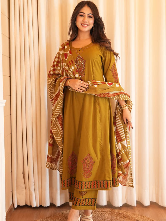 We are here to spread some magic to your ethnic Heavy Cotton (DKGHR107)
