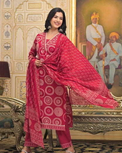 🌹🌹Pure fine Cotton fabric Kurti with Pant with cotton 100-100 Dupatta🌹🌹(DKGH30)