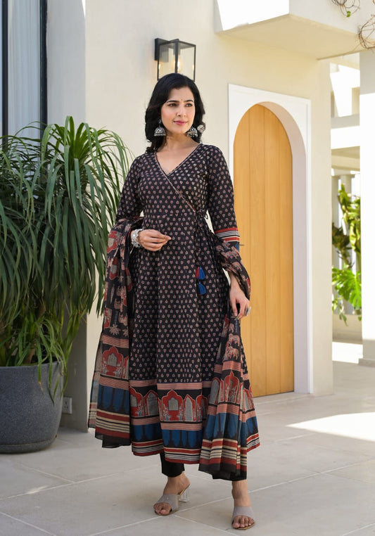 our beautiful Handblock print cotton Anaarkali 3pis dress (DKGH80)