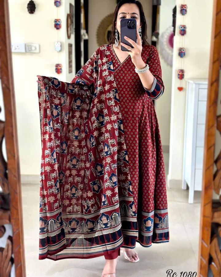 our beautiful Handblock print cotton Anaarkali 3pis dress (DKGH81)