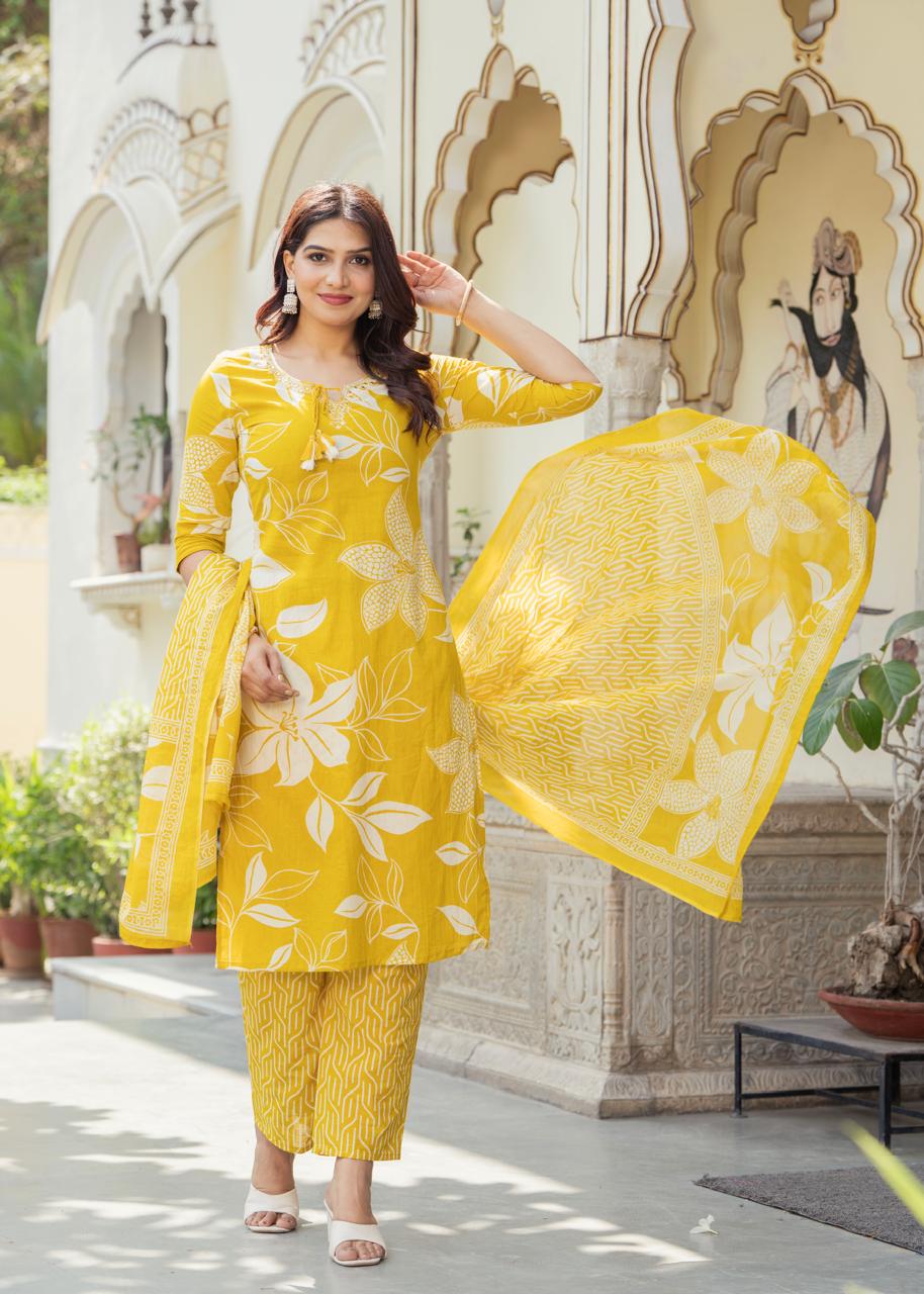 We are here to spread some magic to your ethnic Heavy Cotton (DKGH82)