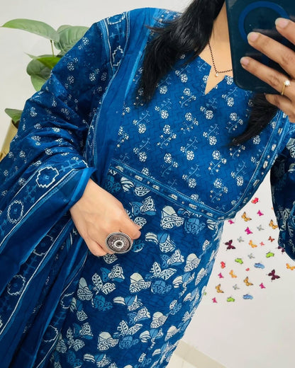 We are here to spread some magic to your ethnic Heavy Cotton (DKGH92)