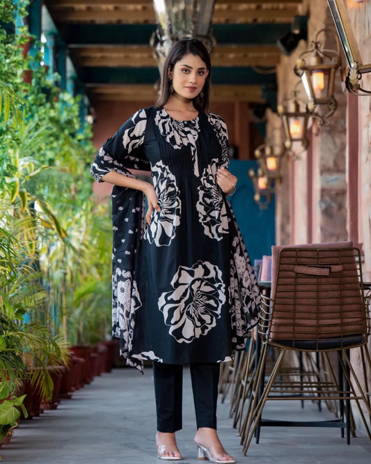 NEW COLOUR LUNCHING Voluminous Beutiful Suit Set (DKGH94)