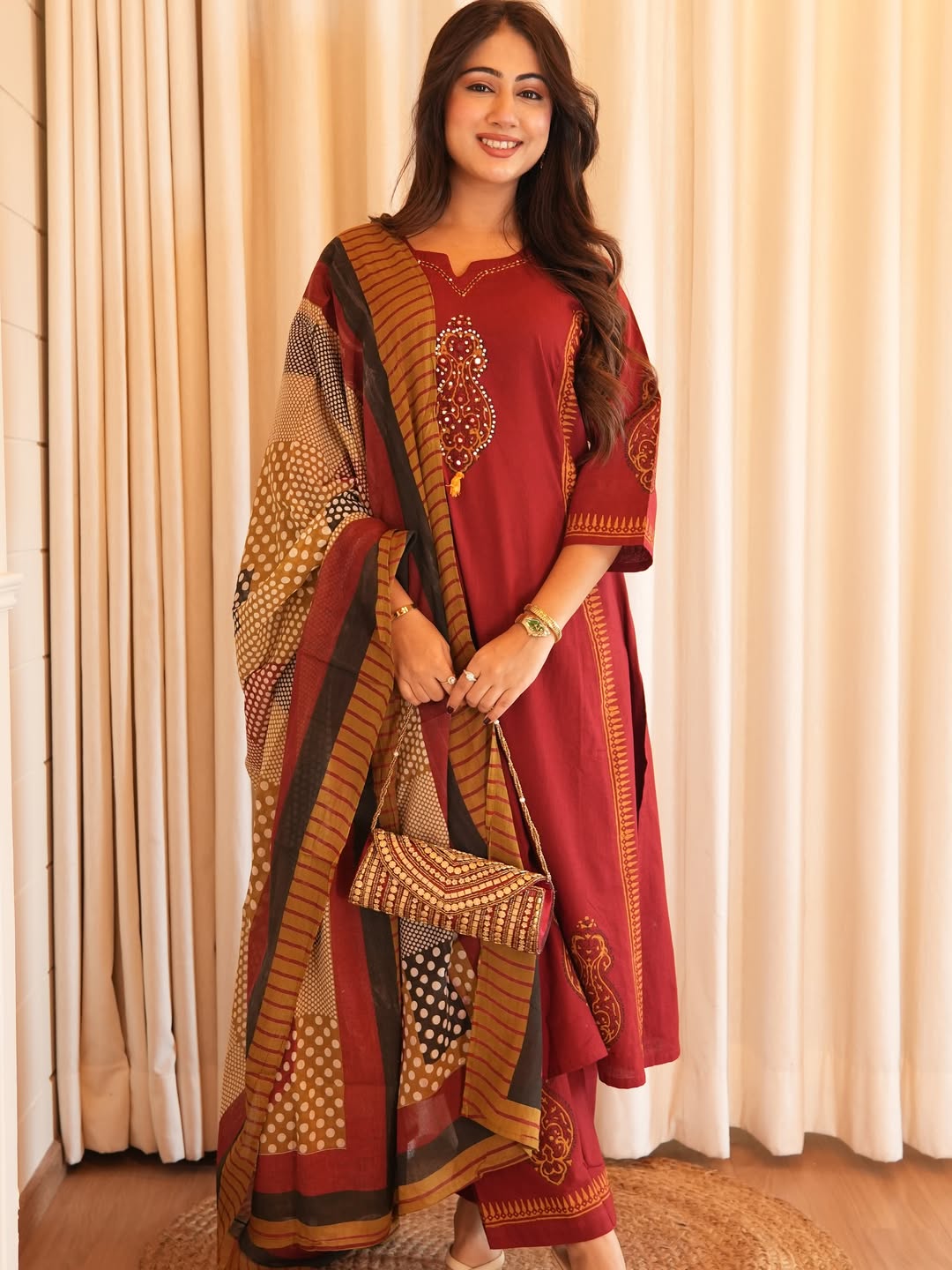 We are here to spread some magic to your ethnic Heavy Cotton (DKGH95)