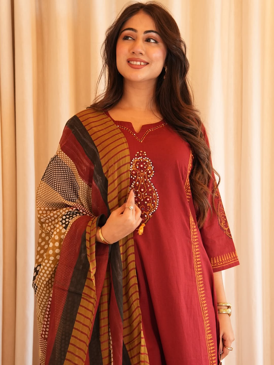We are here to spread some magic to your ethnic Heavy Cotton (DKGH95)