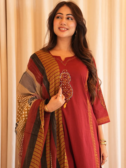 We are here to spread some magic to your ethnic Heavy Cotton (DKGH95)