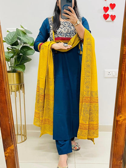 heavy yog work and sika work Kurti with Pant with cotton 100-100 Dupatta(DKGH102)