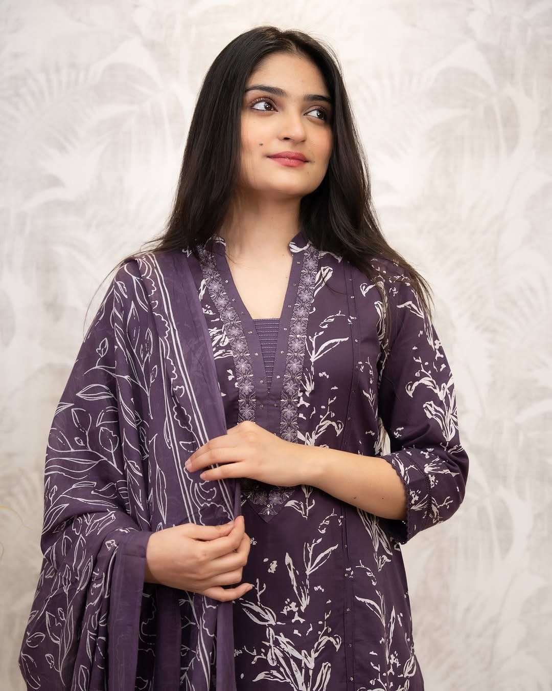 Pure fine Riyon fabric with embrioday naira cut Kurti with Pant(DKGH107)