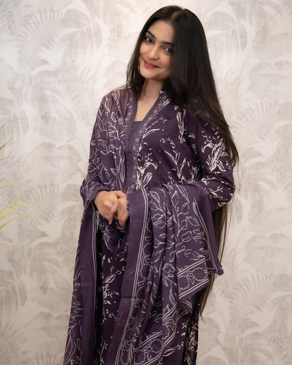 Pure fine Riyon fabric with embrioday naira cut Kurti with Pant(DKGH107)