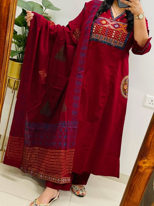 KURTA PENT WITH DUPATTA SUIT SET (LK10)