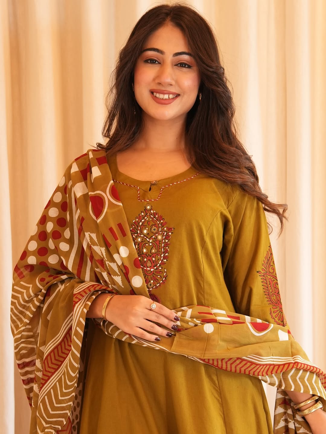 We are here to spread some magic to your ethnic Heavy Cotton (DKGHR107)