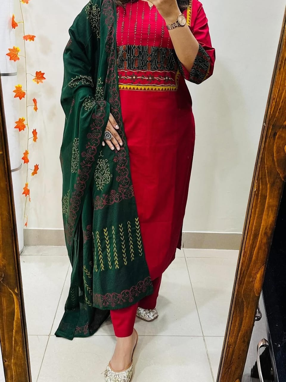 Pure fine Cotton fabric  Kurti with Pant with cotton 100-100 Dupatta(DKGHR109)