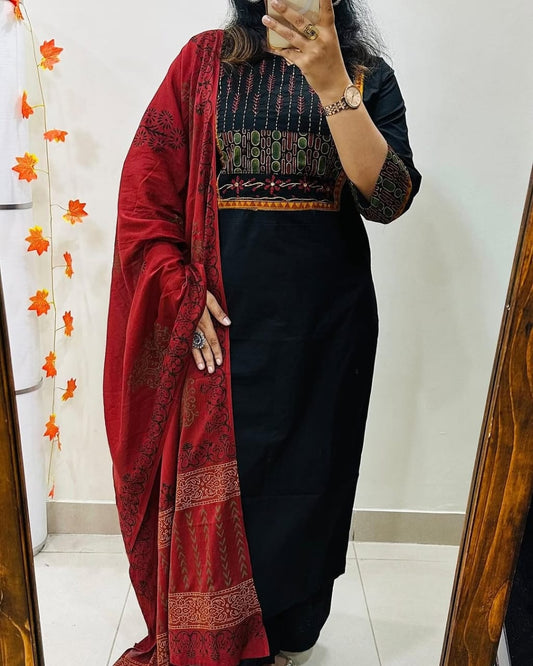 Pure fine Cotton fabric  Kurti with Pant with cotton 100-100 Dupatta(DKGHR110)