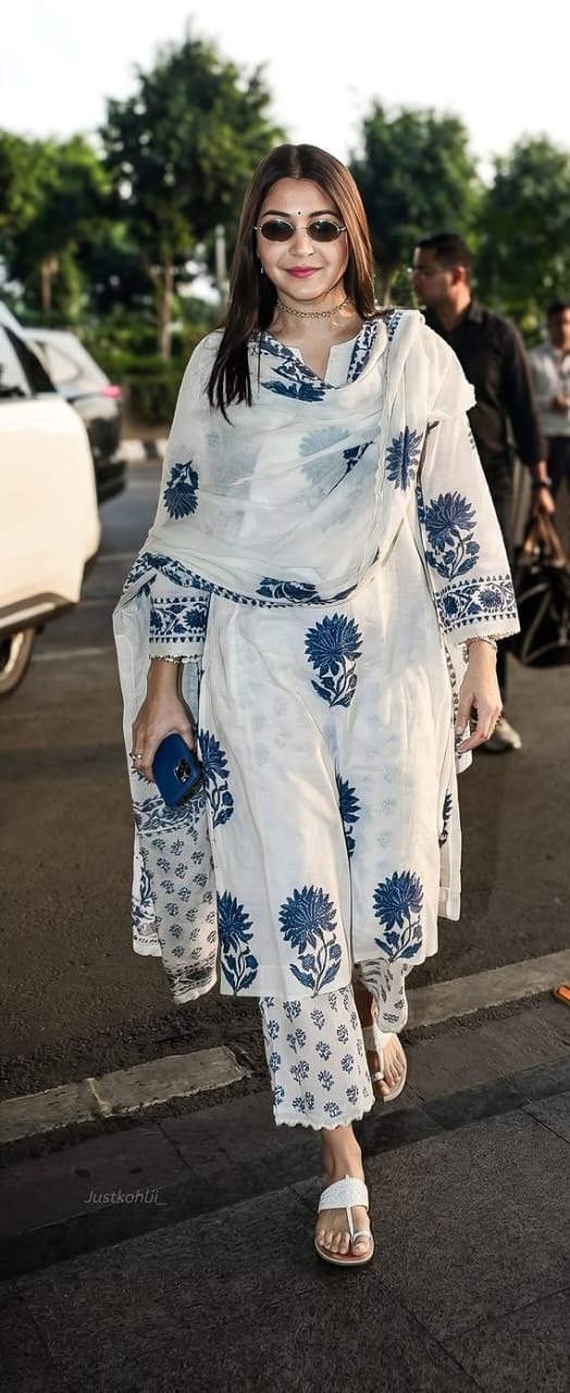 New high demandable dress  anushkadress (KS01)